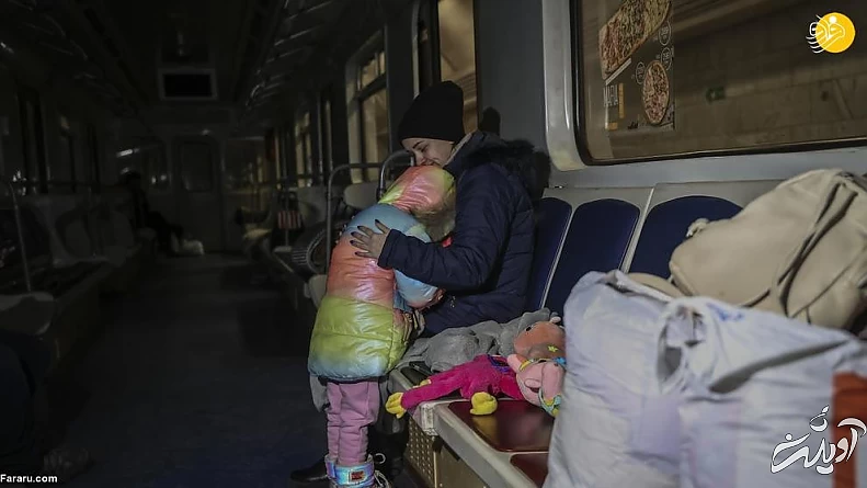 عمیق ترین ایستگاه مترو جهان میزبان پناهجویان کییف/ تصاویر